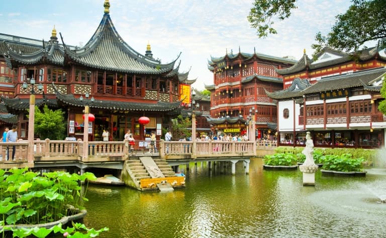 Le Temple du Bouddha de Jade, le nouveau Musée d'art et d'Histoire, la Vieille ville & le Jardin Yu
